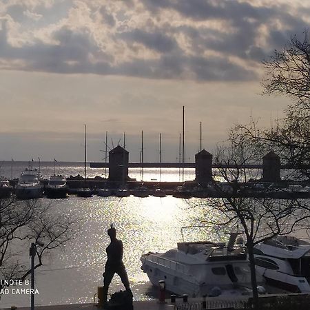 "Tete A Tete" Lux Apart In The Most Beautiful Street Of Town Rhodes City Εξωτερικό φωτογραφία