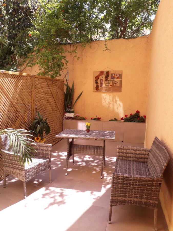 "Tete A Tete" Lux Apart In The Most Beautiful Street Of Town Rhodes City Εξωτερικό φωτογραφία